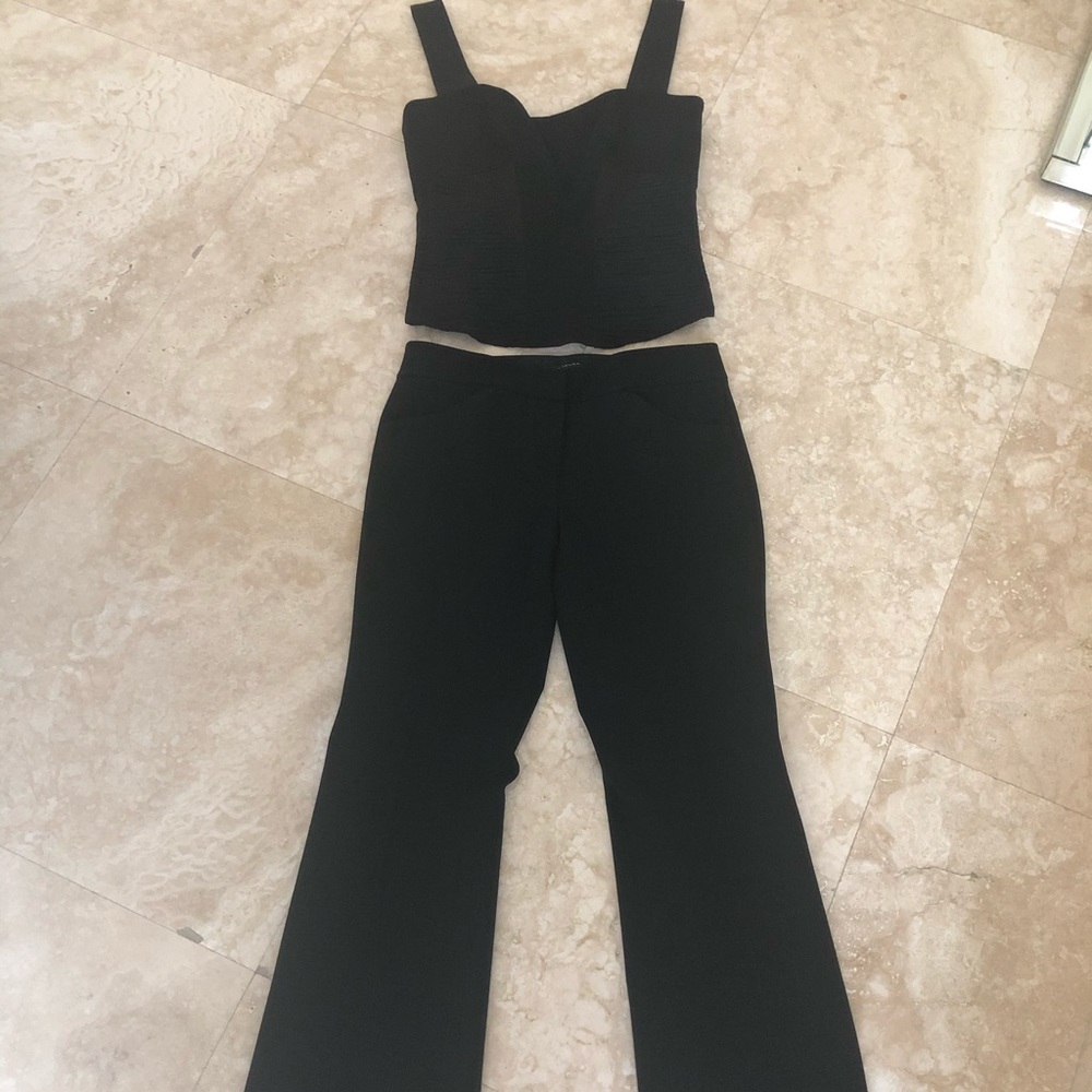 Elie Tahari 2pc blk set sz. XS/0 worn 1 time